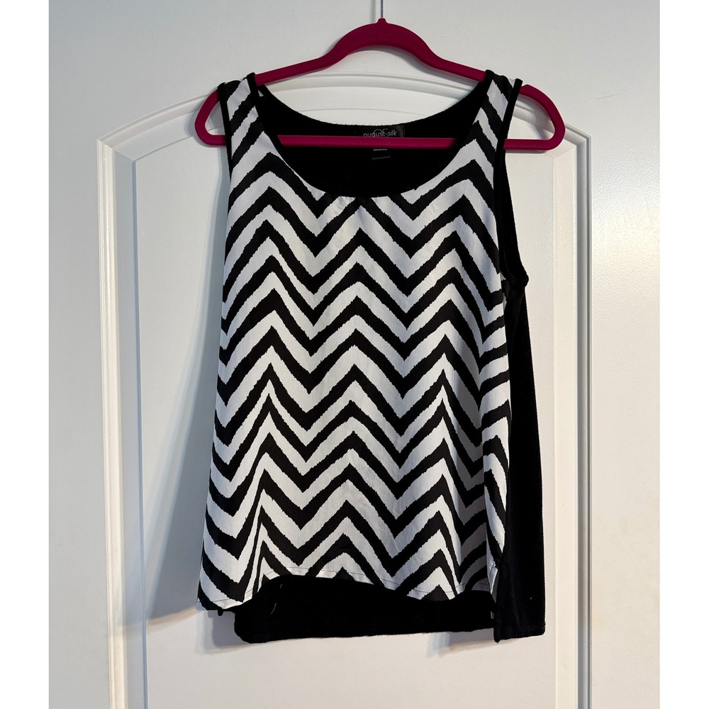 August‎ Silk Tank Top L Black White Chevron Mixed Media Scoop Neck Career Mod